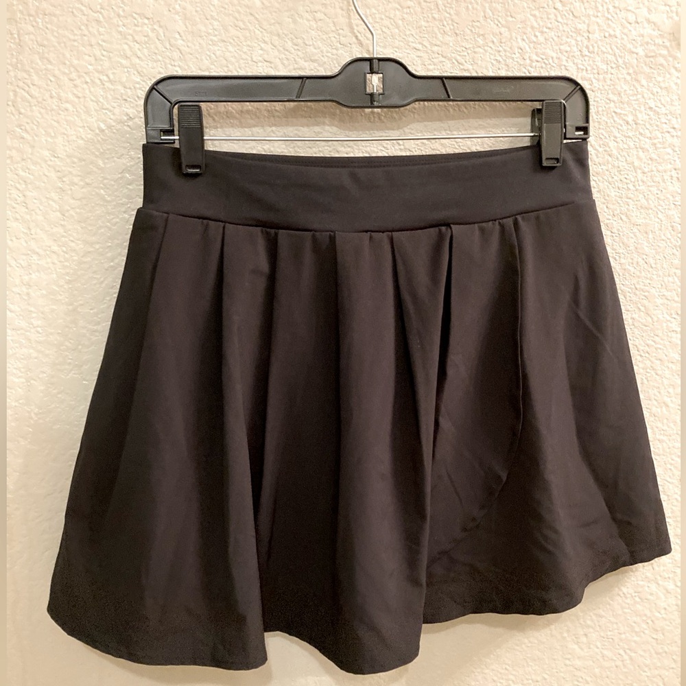 J Crew black pleated skort, size small with elastic waist band